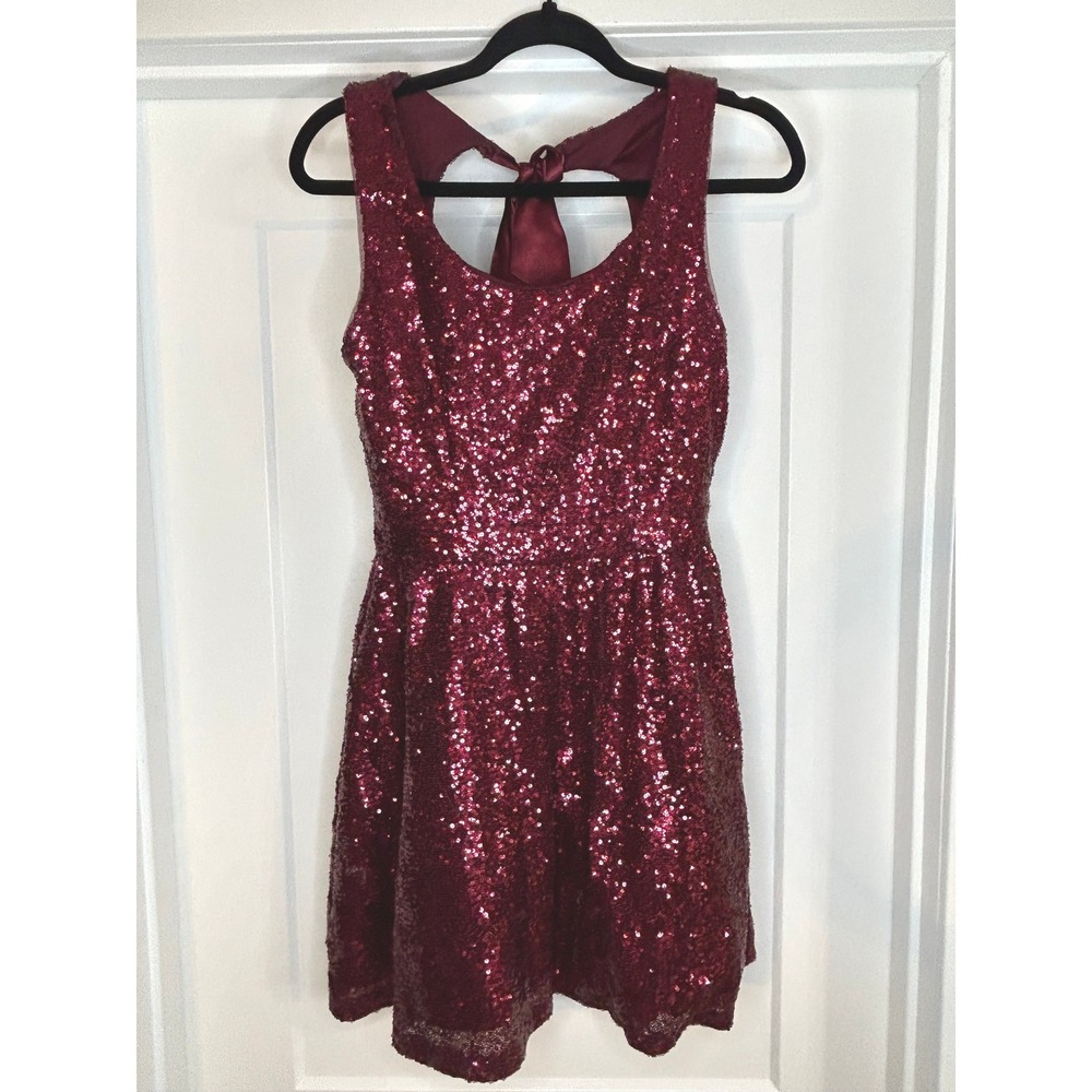 B. Darlin Burgundy Sequin Open Back Tie Fit Flare Dress 7/8 Formal Tulle Prom‎
